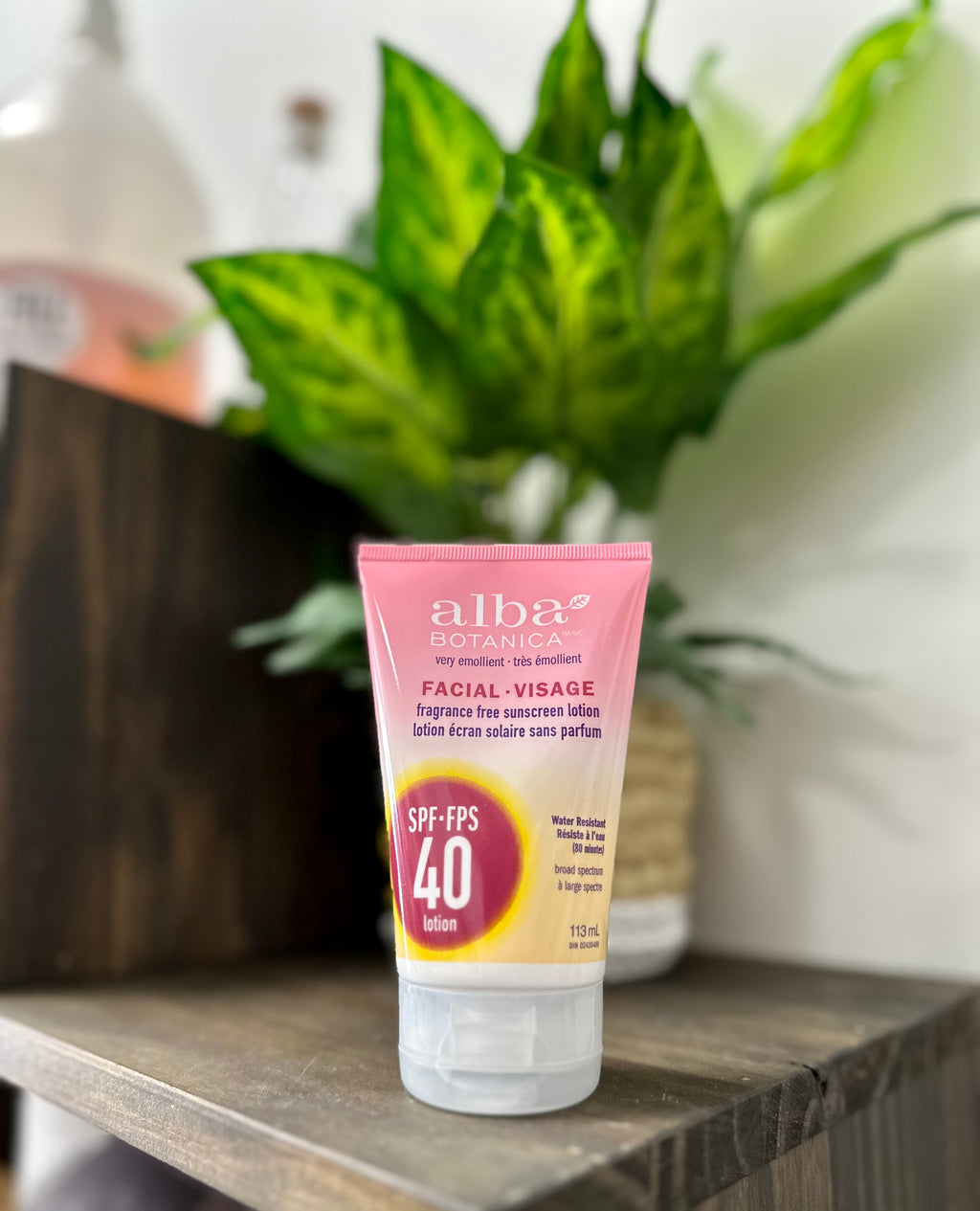 Alba Facial Sunscreen SPF 40 Lotion