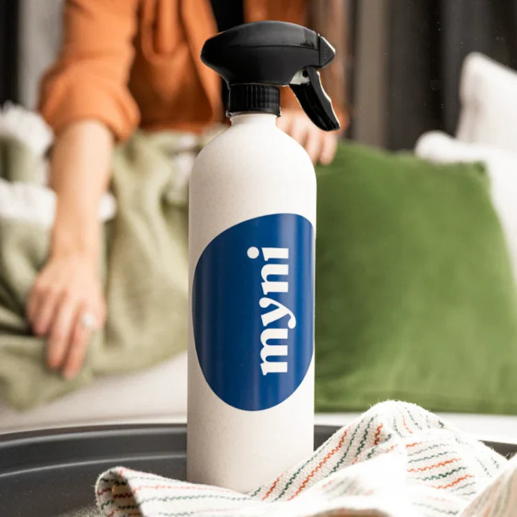 Myni - Cleaning Bottles