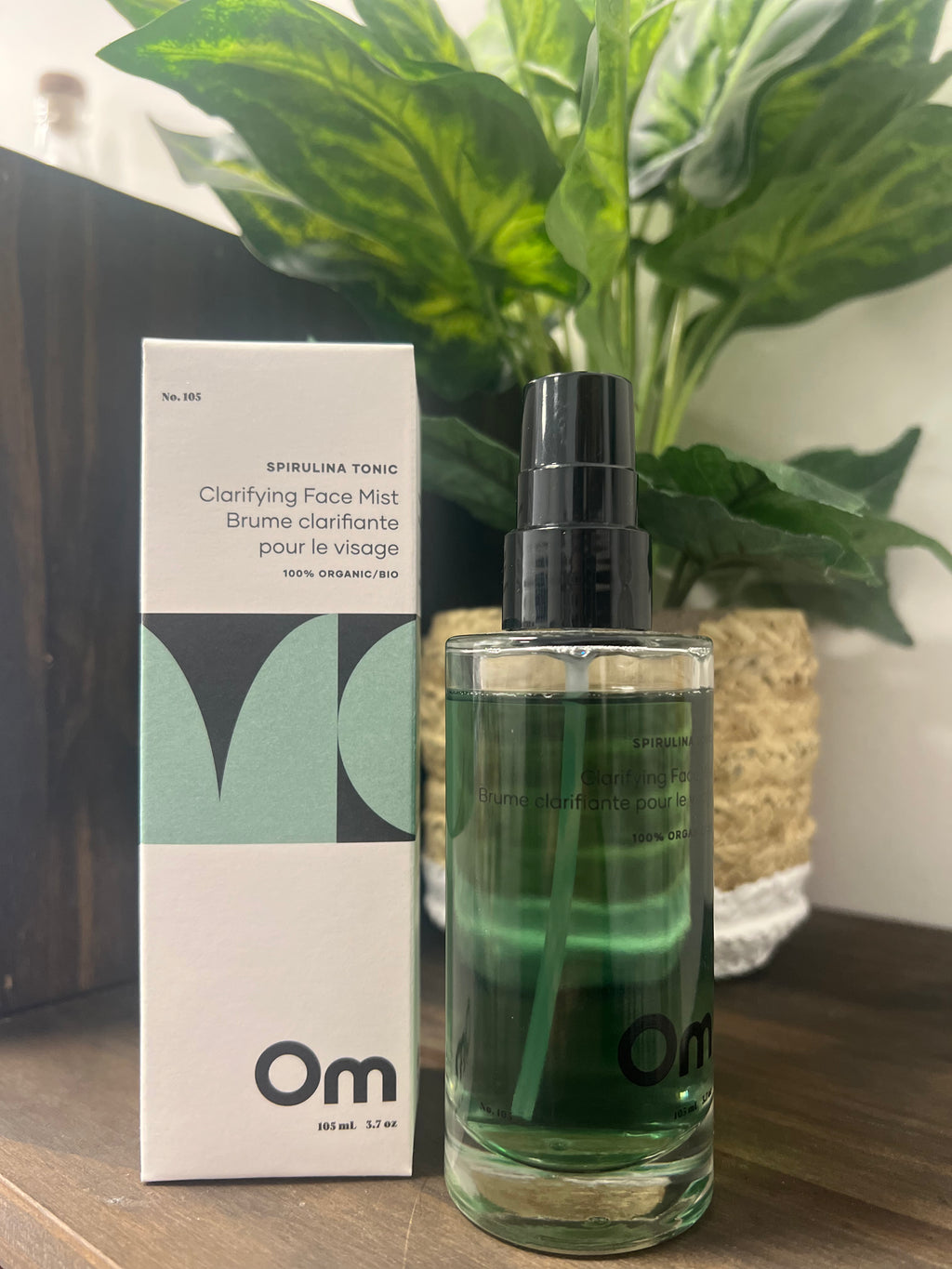 Om Organics- Spirulina Tonic Clarifying Face Mist